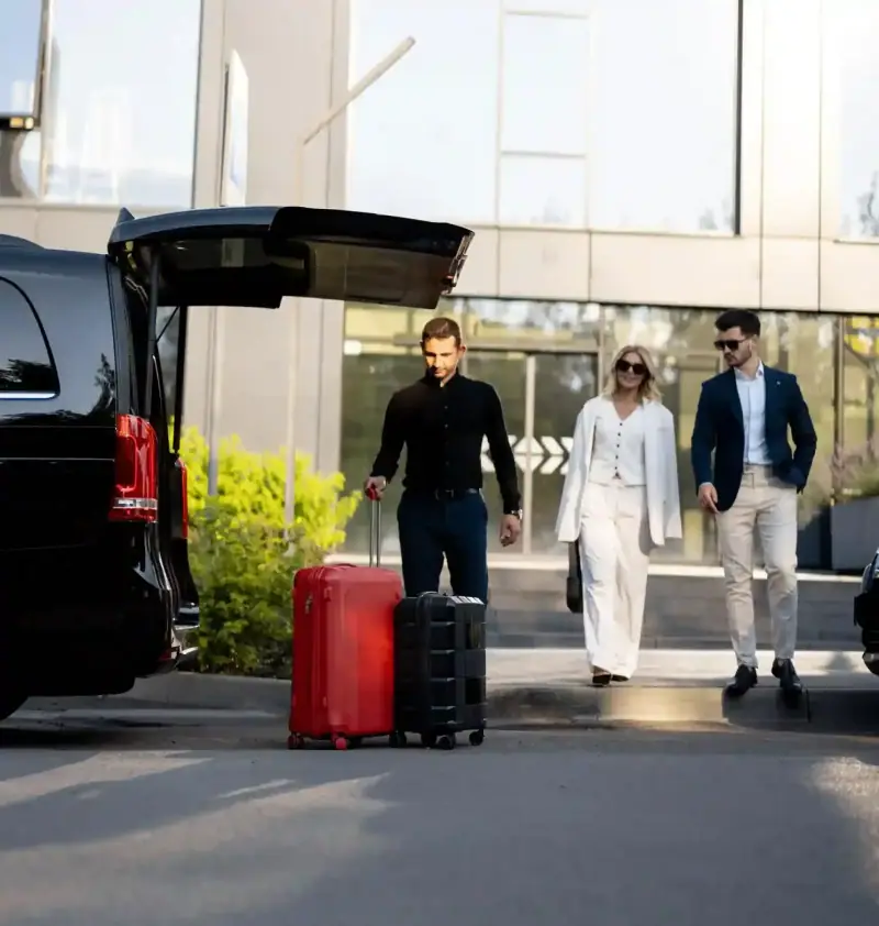 Passengers with luggage meeting their car — Choose your vehicle